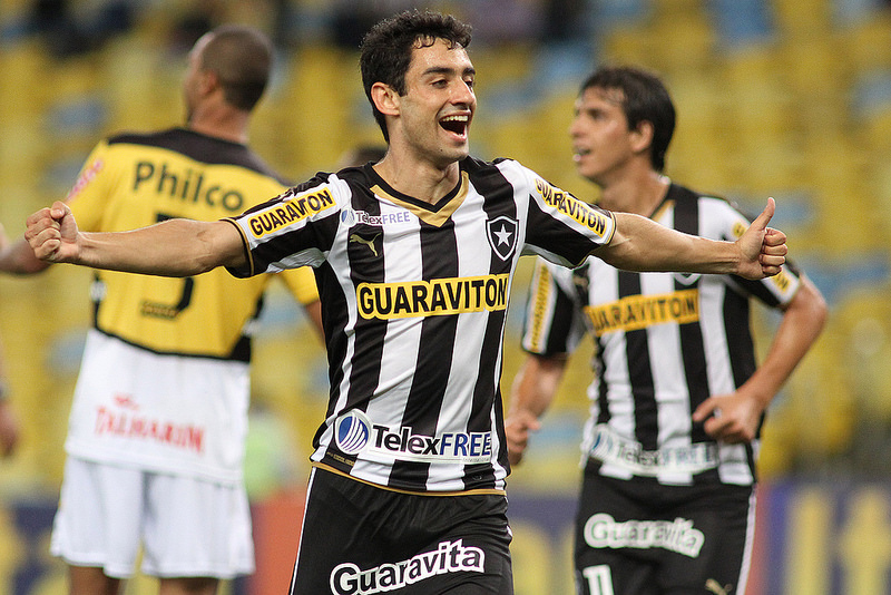 Daniel marcou três gols na goleada do Botafogo sobre o Criciúma por 6 a 0 | Vitor Silva / SSPress