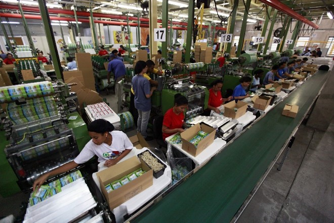 Cada pacote custa R$ 1 e vem com cinco figurinhas | 