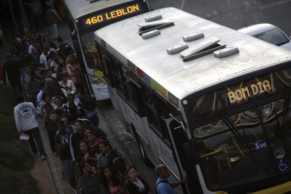 Prejuízo com greve chega a R$ 700 mi | Ricardo Moraes/Reuters