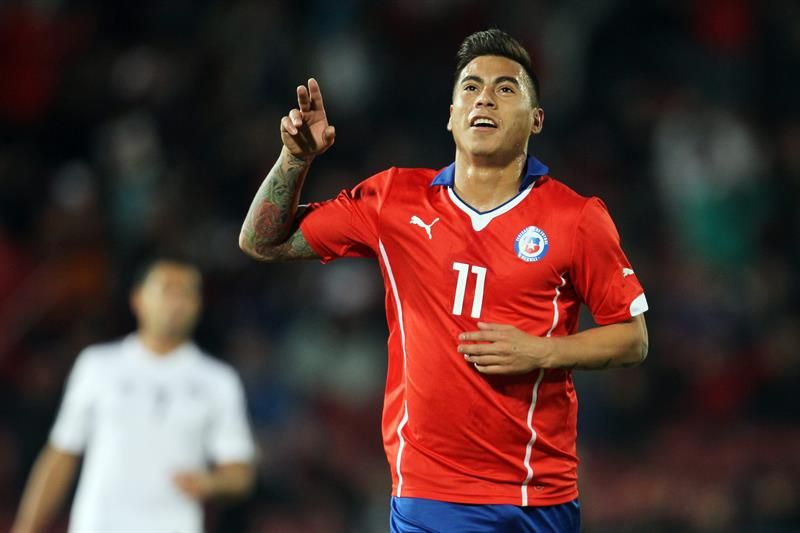 Vargas marcou dois gols na vitória do Chile por 3 a 2 sobre o Egito em Santiago | Mario Ruiz / EFE