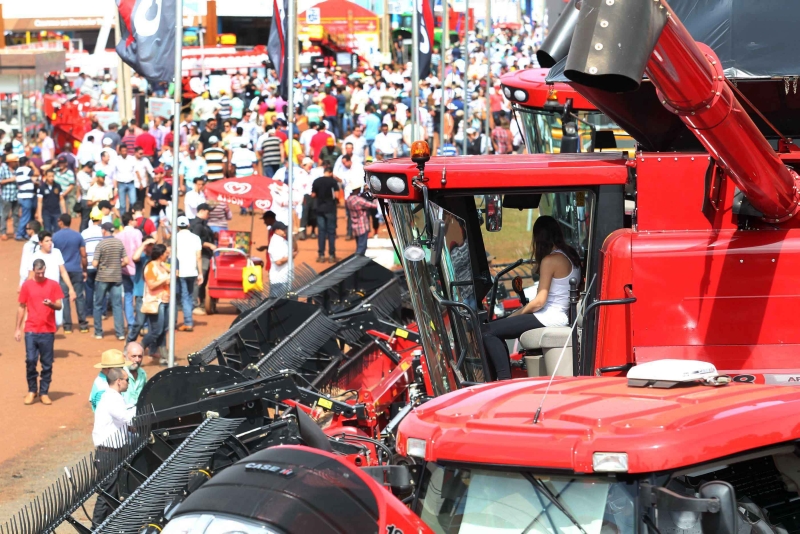 Maquinário agrícola é uma das estrelas do evento: alguns custam até R$ 1 milhão | Edson Silva/Folhapress