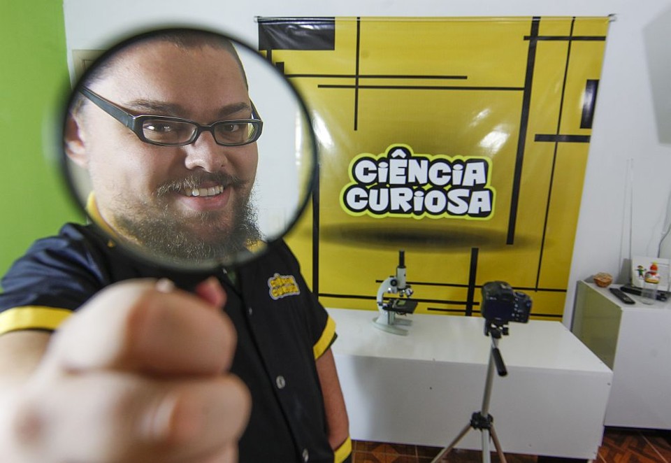 Paixão pela ciência gera portal de vídeos | Daniel Castellano/Gazeta do Povo