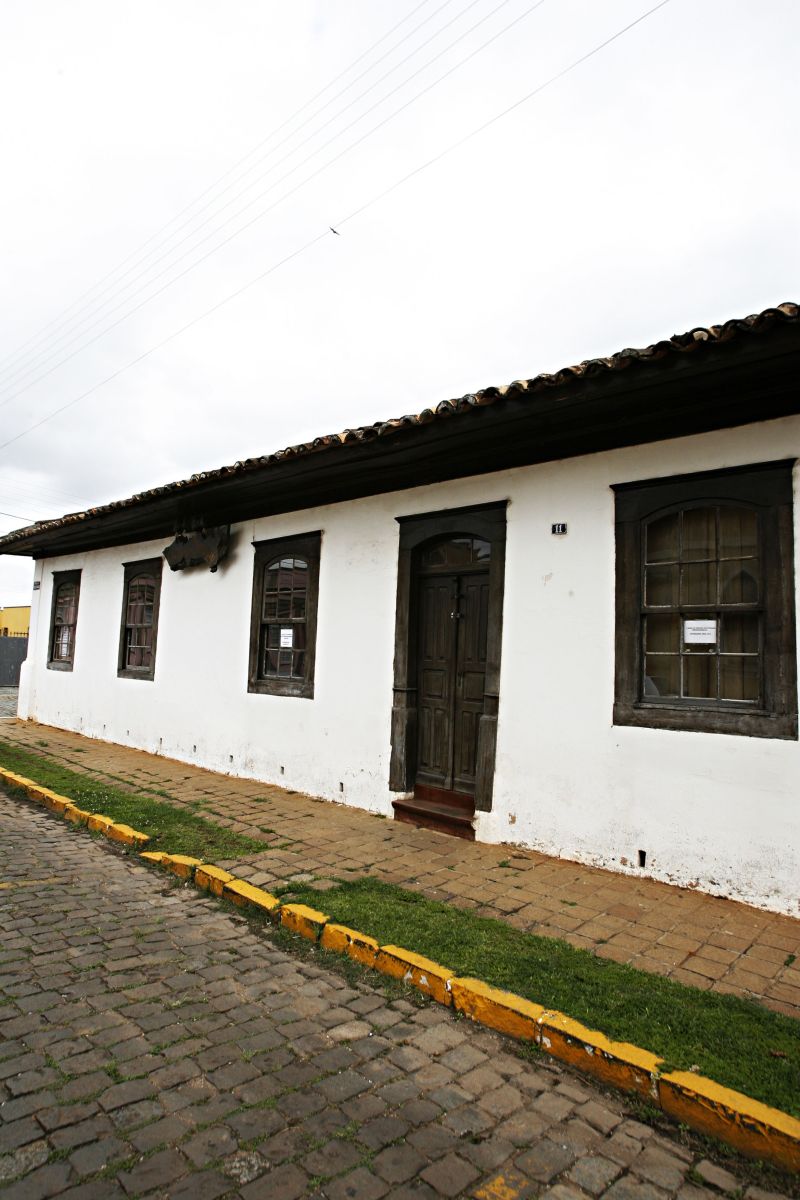 Mostra traz artefatos coletados em sítios arqueológicos | Josué Teixeira/ Gazeta do Povo