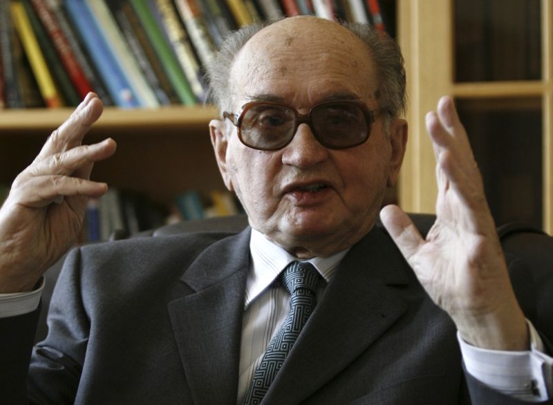 Woiciej morreu neste domingo (25), aos 90 anos | REUTERS/Kacper Pempel