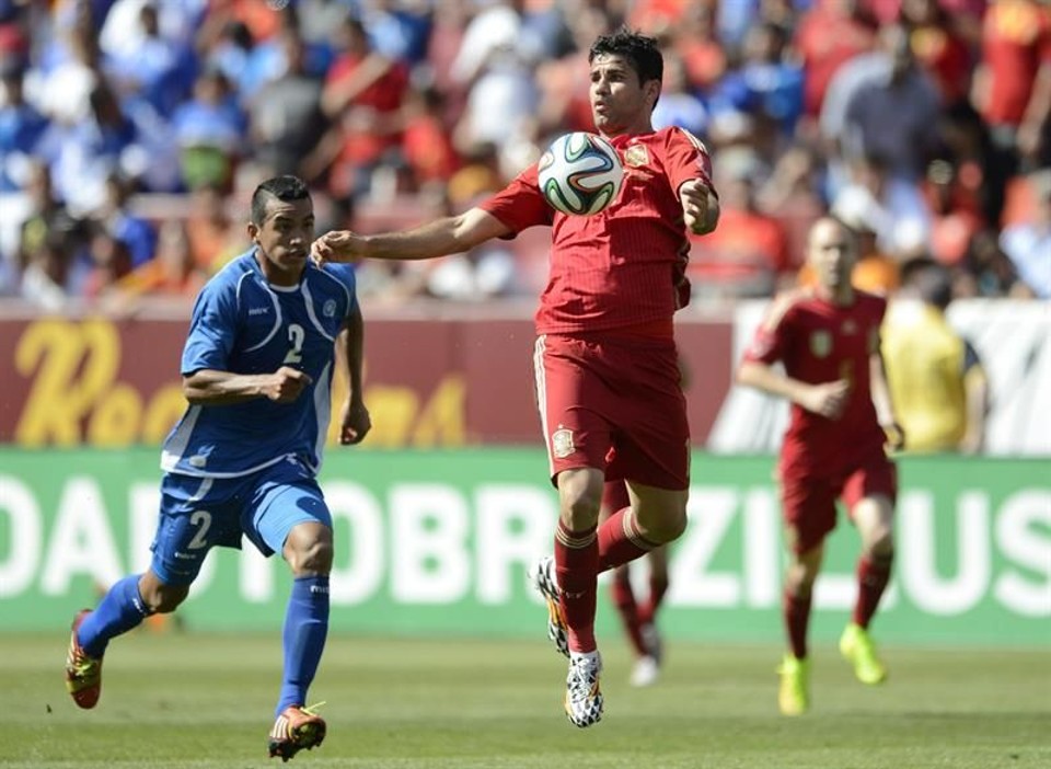 Por pouco Diego Costa não marcou um gol no amistoso da Espanha com El Salvador | EFE