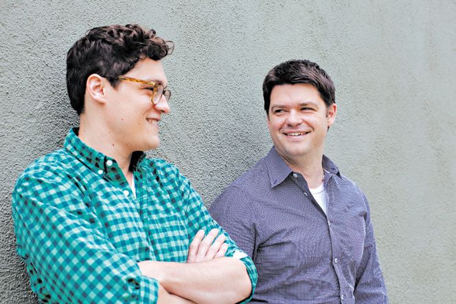 A dupla Phil Lord, à esq., e Christopher Miller | Emily Berl para The New York Times