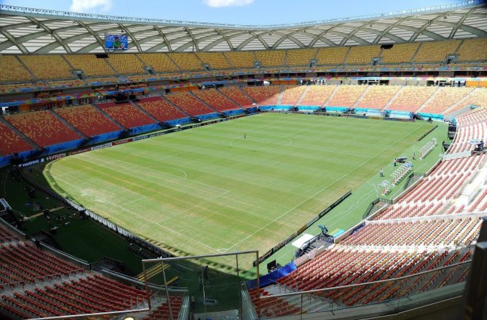 Gramado da Arena Amazônia em Manaus ainda tem áreas sem grama | EFE