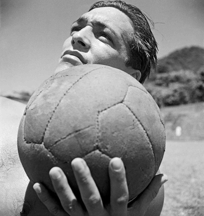 Rio de Janeiro, década de 1940: Heleno de Freitas pela lente de Salomão Scliar |