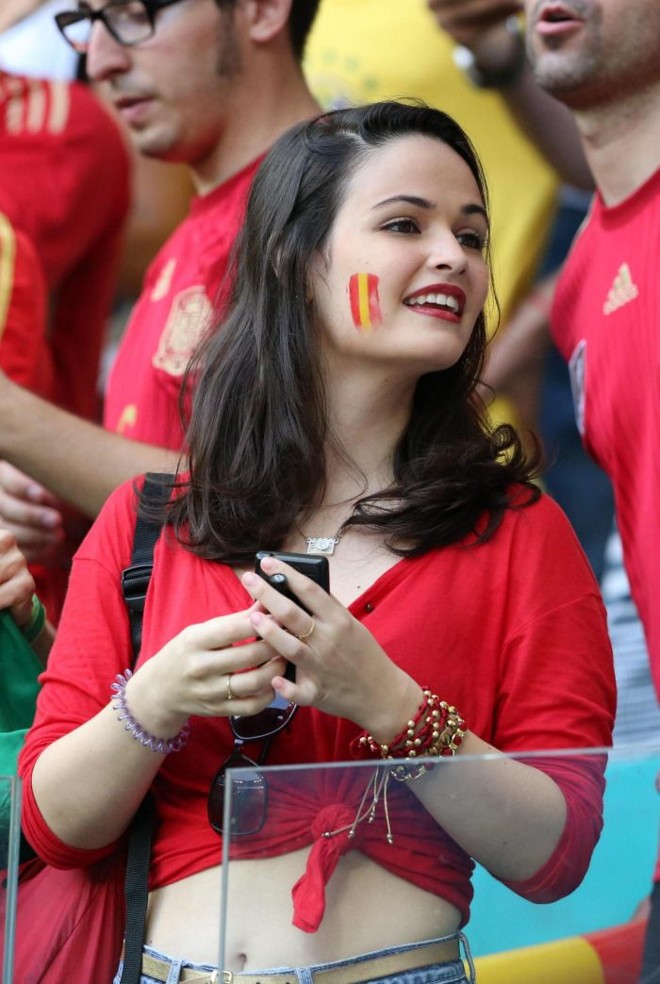 Torcedora da Espanha na Fonte Nova | 