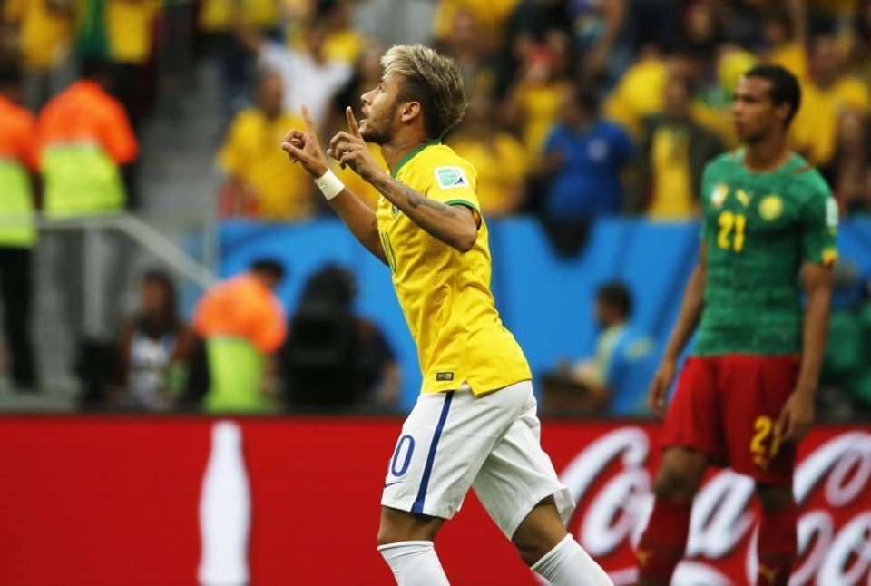 Neymar marcou dois gols e fecha a primeira fase com quatro, na artilharia isolada | Albari Rosa / Agência de Notícias Gazeta do Povo