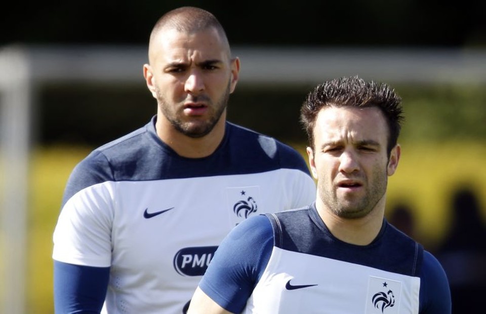 Benzema e Valbuena, estrelas francesas que vão treinar em Ribeirão Preto | Reuters