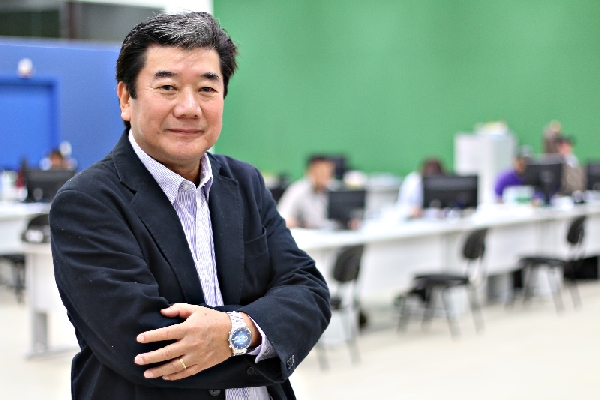 "Passei a exercer uma função que visa agilizar a tomada de decisões. Atrair os jovens é uma preocupação. Precisamos ter os filhos de cooperados e cooperados mais novos no negócio" Jorge Hashimoto, presidente da Cooperativa Integrada. | Pedro Crusiol/ Divulgaa§a£o