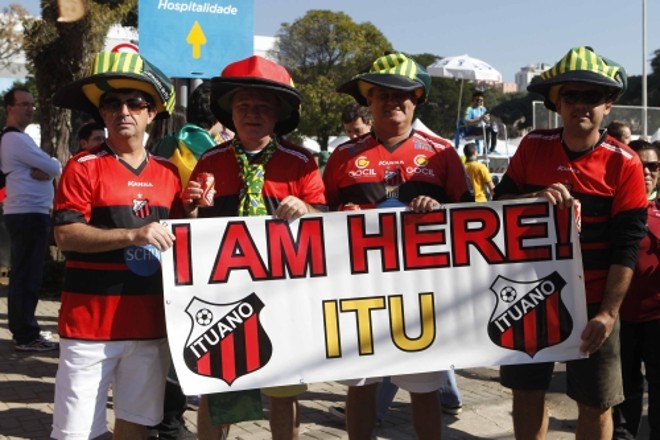 Caravana de Itu veio acompanhar o jogo na Arena da Baixada |