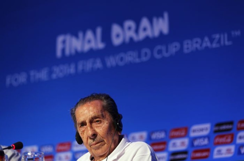 Ex-jogador uruguaio Ghiggia se diz dsapontado com organização do Mundial | Reuters