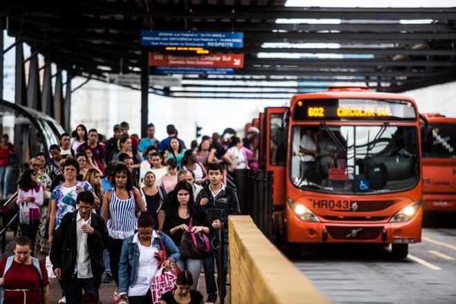 Quarenta anos depois, o BRT é bastante presente na rotina da capital do Paraná |