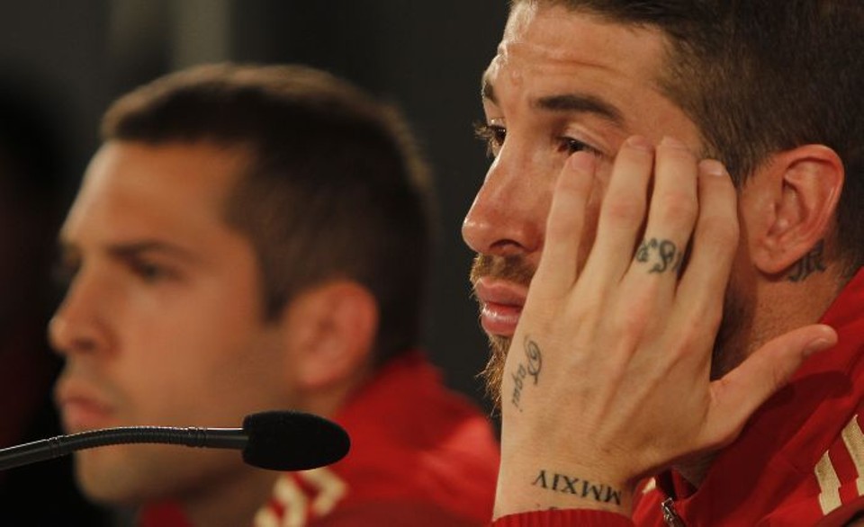 Para Sérgio Ramos, não há desculpa para a goleada sofrida pela Espanha na estreia contra a Holanda | Jonathan Campos / Gazeta do Povo