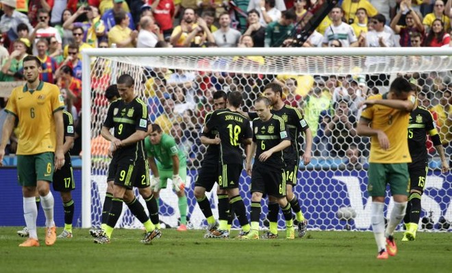 Jogo entre as seleções da Austrália e Espanha é válido pela primeira fase de grupos no estádio Arena da Baixada |