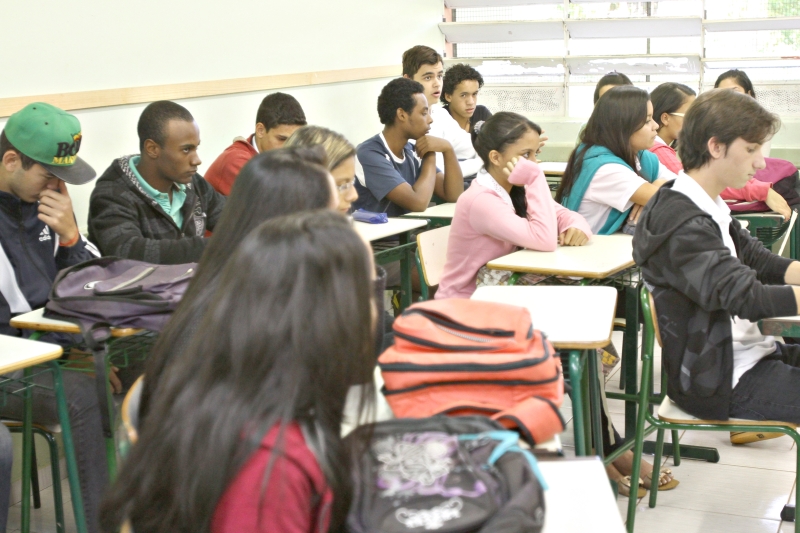 Aulas de Direito para alunos do ensino médio duram aproximadamente duas horas | Roberto Custódio /Jornal de Londrina