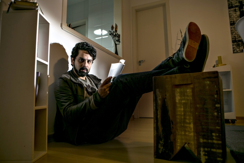 O tímido e memorioso Rodrigo Madeira traz a literatura para um plano concreto e evanescente | Marcelo Andrade/Gazeta do Povo