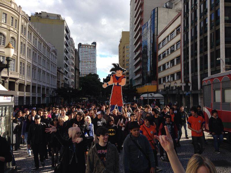 Centenas participaram do evento, que cruzou a Rua XV | Reprodução/ Prefeitura de Curitiba
