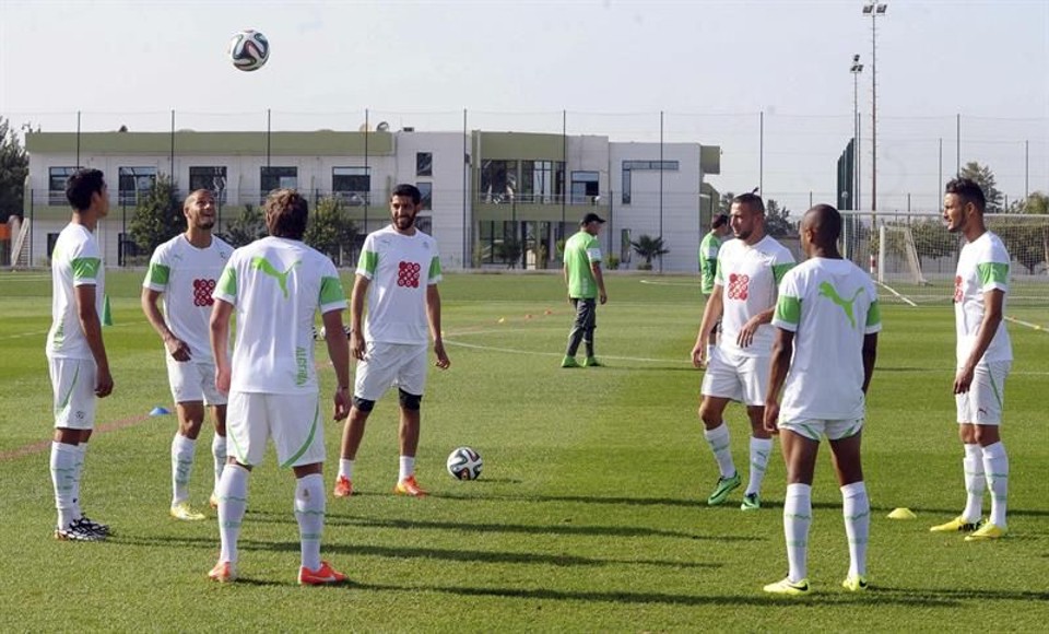 Maioria do elenco da Argélia que disputará a Copa nasceu na França | EFE