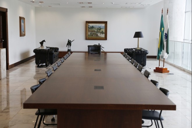 Antessala de reuniões, anexa ao gabinete do governador | 