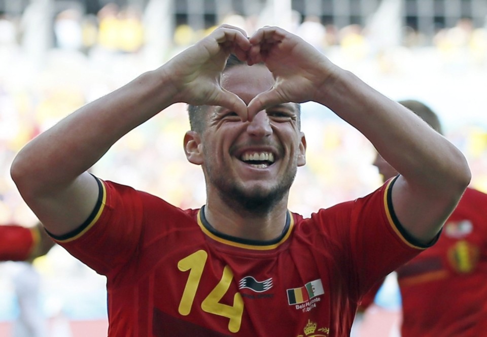 Dries Mertens celebra segundo gol da Bélgica em partida contra a Argélia, no Estádio Mineirão | EFE/EPA/DENNIS SABANGAN