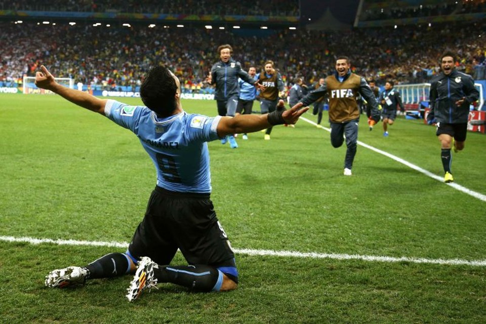 Luis Suárez foi o autor dos dois gols do Uruguai | Reuters