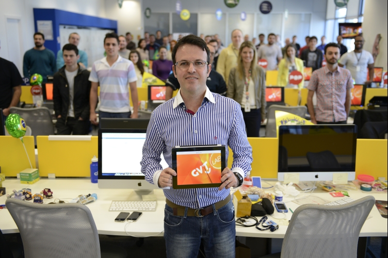 O gerente Fabiano Fenelon está à frente de uma equipe de 50 funcionários próprios e terceirizados no GVT Labs: a meta é inovar sempre | Henry Milléo/Gazeta do Povo