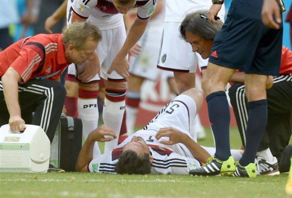 O zagueiro da Alemanha Hummels continua o tratamento de uma lesão na coxa direita e permanece como dúvida para a partida diante de Gana | Marcus Brandt / EFE