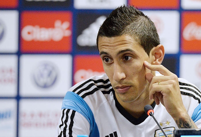 Di Maria em entrevista coletiva: "É difícil jogar contra um adversário que fica sempre atrás. Tentamos por cima, por baixo, com jogadas aéreas e conseguimos a vitória". | EFE/EPA/PETER POWELL