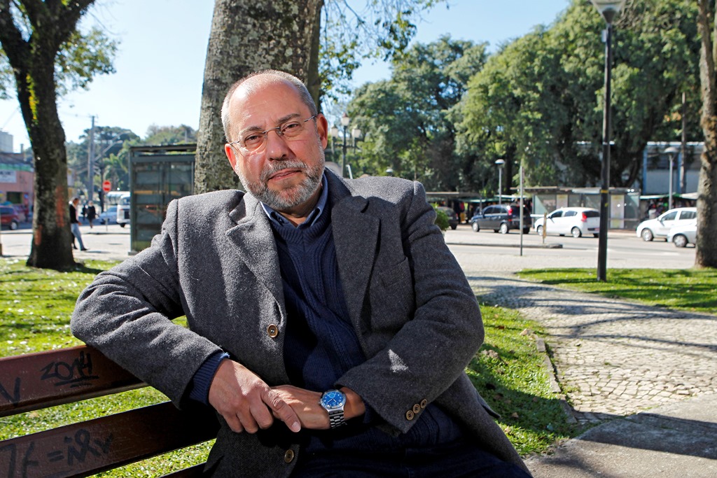 Mario Alencastre diz que é preciso superar a falta de diálogo entre campos de humanas e tecnológico. | Antônio More / Gazeta do Povo