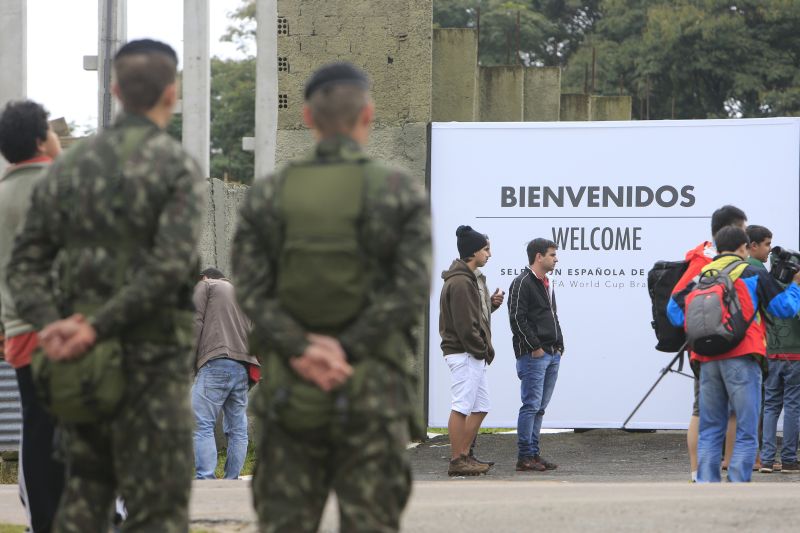 Exército na região do CT do Caju, onde a Espanha está hospedada | Cesar Machado / Gazeta do Povo