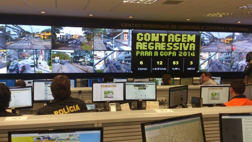 Centro de comando das forças de segurança em Curitiba | Diego Ribeiro / Gazeta do Povo