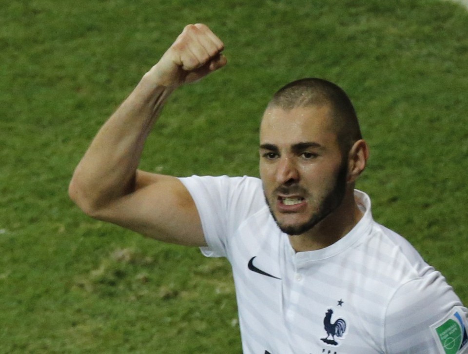 Benzema contra a Suíça: goleador nasceu em Lyon e começou a jogar futebol aos 9 anos de idade | Fabrizio Bensch/Reuters