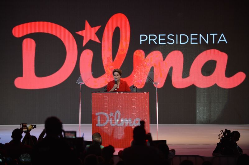 Dilma em discurso na Convenção Nacional do PT, que oficializou a candidatura da presidente a reeleição | Fabio Rodrigues Pozzebom/Agência Brasil