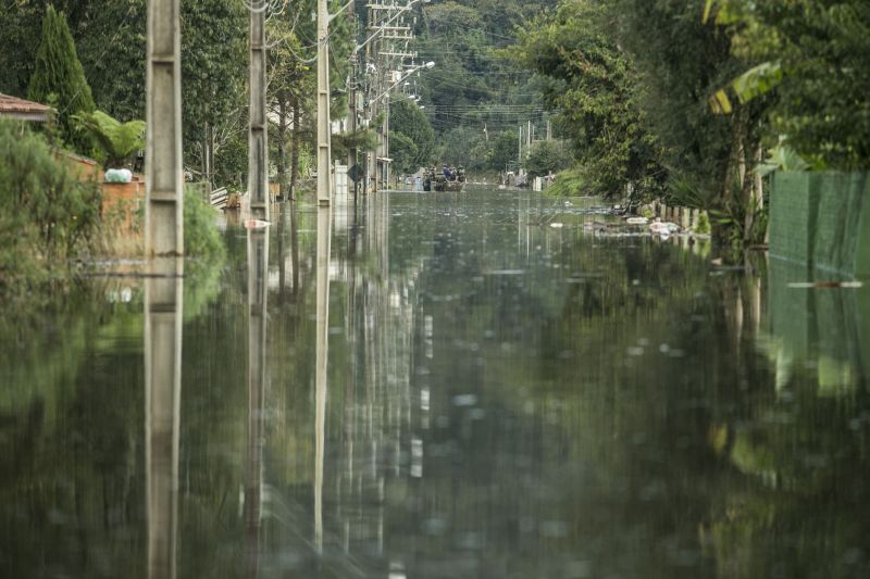 Estima-se que 40% da cidade, que tem 53 mil habitantes, esteja alagada. O nível da água deve levar 15 dias para baixar | Marcelo Andrade