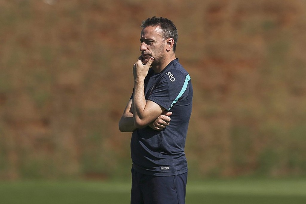 Paulo Bento foi garantido até 2016 no comando de Portugal