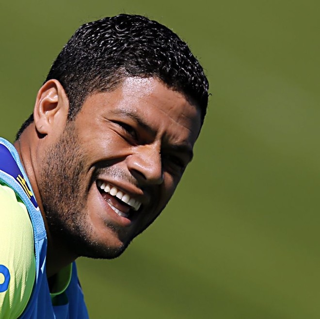 Hulk (Brasil)- Durante muito tempo desconhecido dos brasileiro por jogar no futebol russo, ganhou a atenção dos olhares femininos (sejamos sinceros) não pelo par de olhos verdes, mas pelo físico forte e o derriére. | 