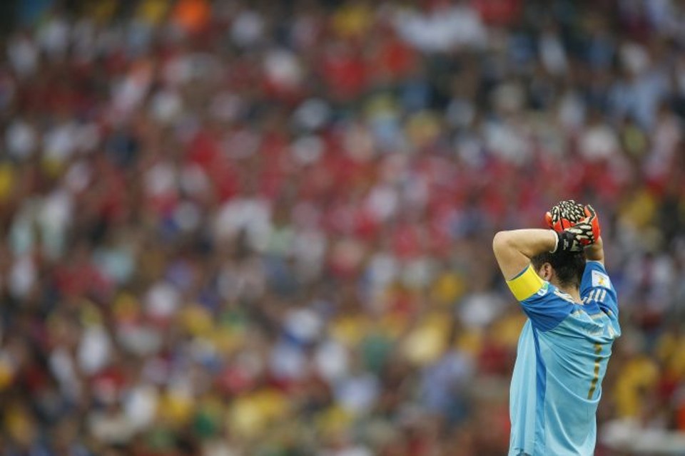 O goleiro Casillas é um dos vilões da eliminação espanhola na Copa 2014 | Hugo Harada / Gazeta do Povo