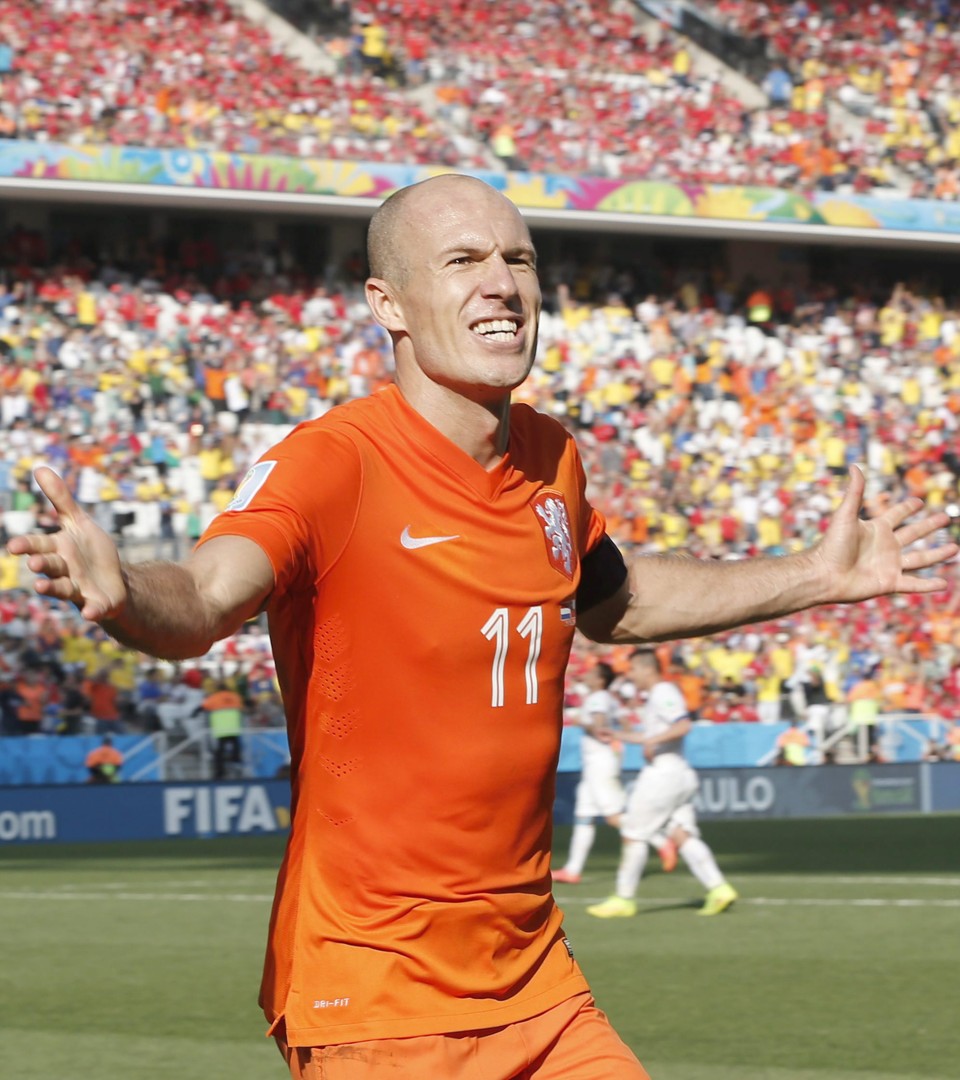 Robben no jogo desta segunda-feira contra o Chile | TOLGA BOZOGLU/EFE