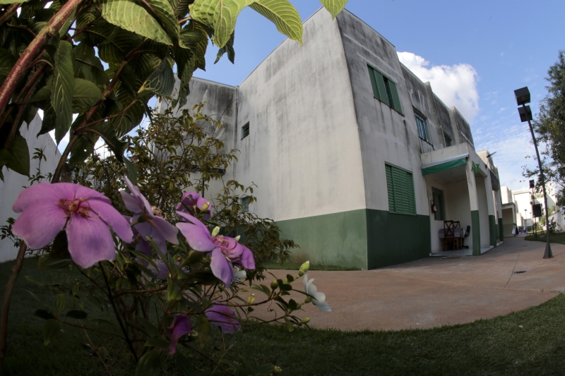 Em Maringá, idosos pagam 20% de um salário mínimo ao mês para morar em condomínio preparado para eles | Fotos: Ivan Amorin/Gazeta do Povo