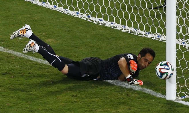 Goleiro da Austrália, Mathew Ryan, salva a seleção com uma bela defesa |