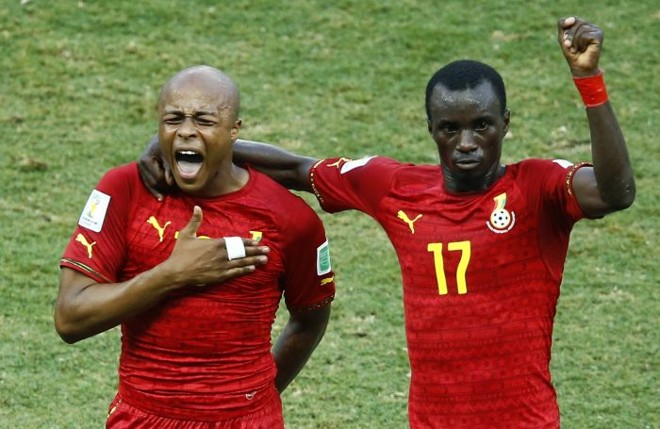 Andre Ayew comemora gol de Gana |