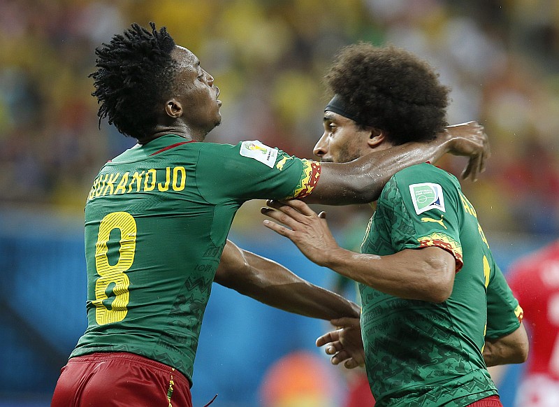 Situação do time de Camarões, com brigas, eliminação e disputa por premiação transformou o jogo contra o Brasil como de alto risco segundo a Fifa | EFE