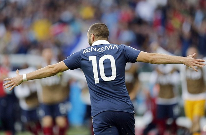 Benzema foi o grande nome da vitória da França sobre Honduras no Beira-Rio | 