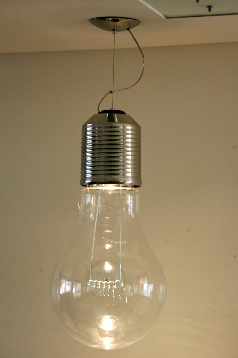 As incandescentes de 60 watts (W) só serão produzidas até 30 de junho | Marcelo Elias/Arquivo Gazeta do Povo