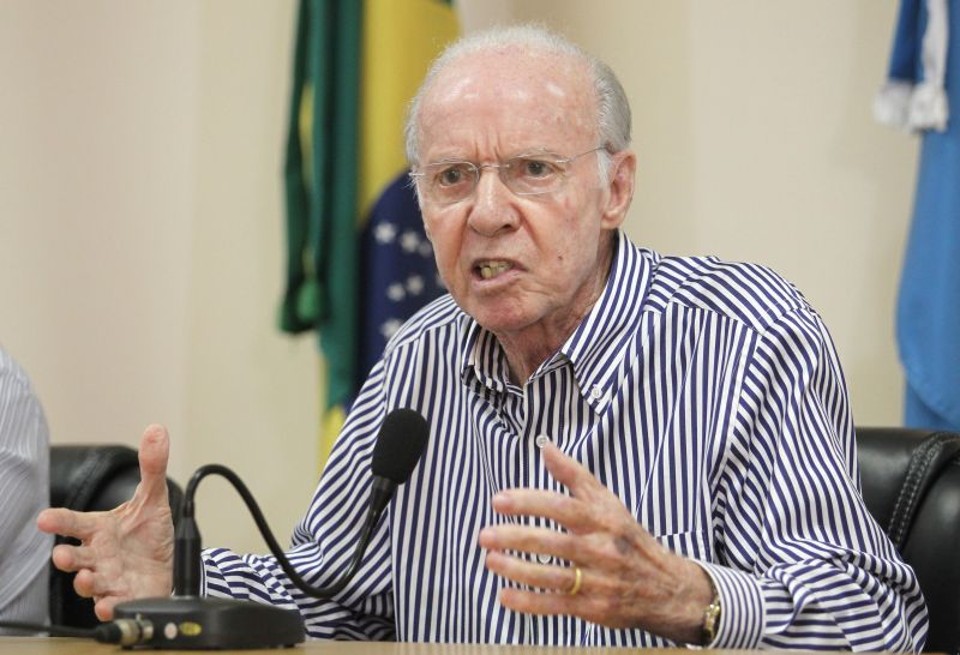 Zagallo deve receber alta na sexta-feira | Ivo Gonzalez / Agência O Globo
