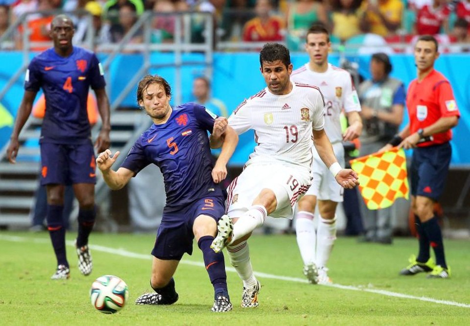 Diego Costa no jogo contra a Holanda, nesta sexta-feira (13) | Ali Haider/EFE/EPA