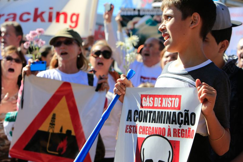 Moradores de Toledo protestaram e manifestaram preocupação com danos ambientais | César Machado/Vale Press